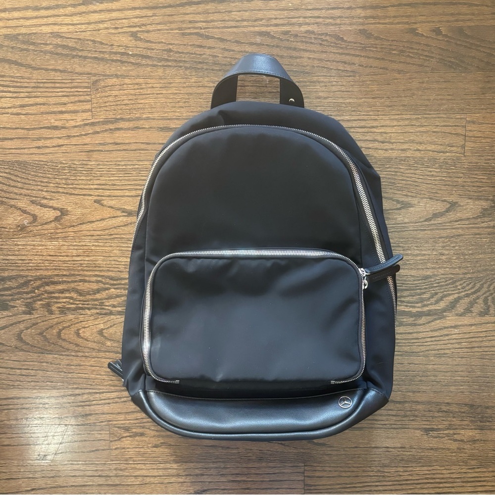 Luxury Black Backpack for Men - Picture 4 of 11